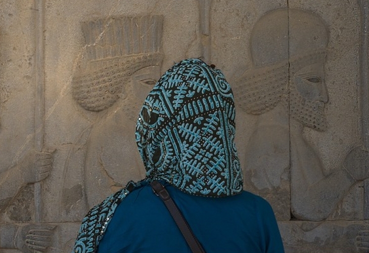 Полицията в Иран е арестувала девойка пуснала в Инстаграм видеоклипове как танцува