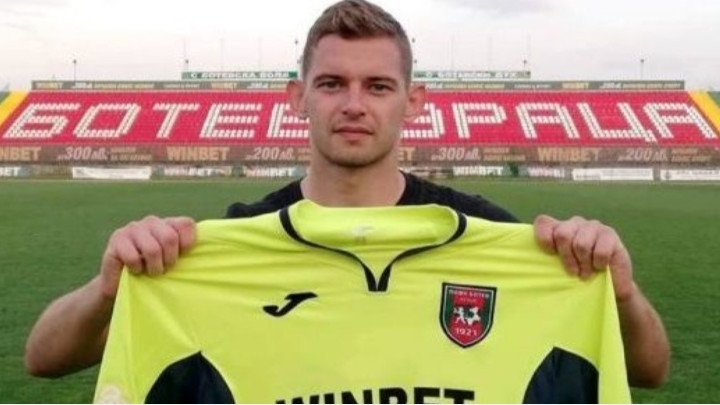 И вратарят Николай Банков разтрогна договора си с врачанския Ботев