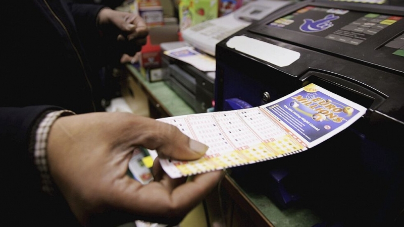 100 000 долара джакпотът от лотарията спечелен случайно от