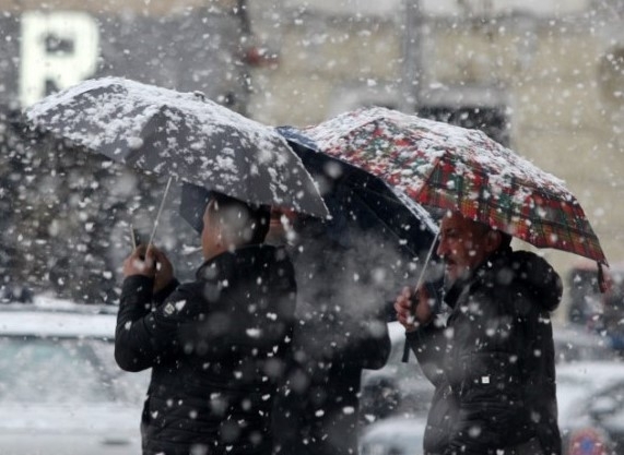 Атмосферното налягане е близко до средното за януари слабо