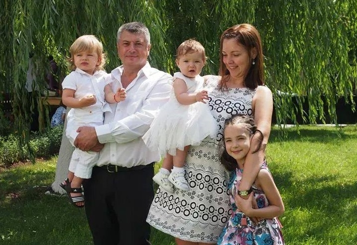 Популярният лекар от Враца д р Георги Комитски и съпругата му