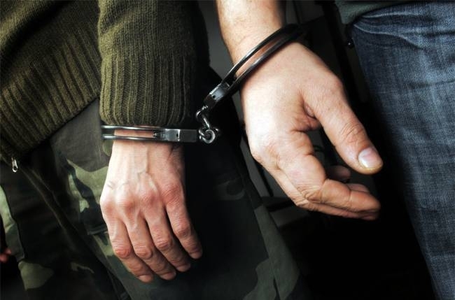Трима младежи от Благоевград са задържани за нападението с нож