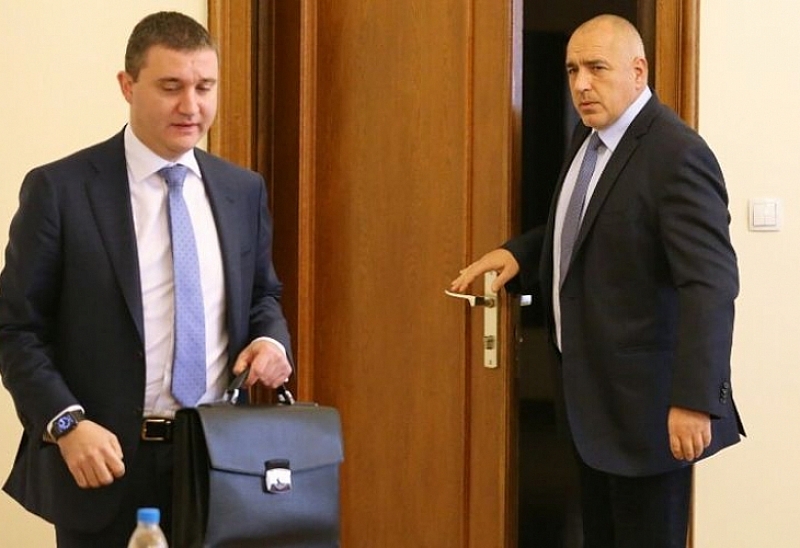 Всички деца мечтаят Едни искат да са астронафти други пожарникари