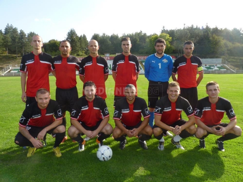 Отборът на Монолит нанесе първа заryба през новия сезон на