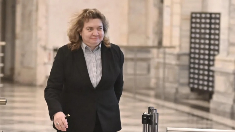 Киселова: Политическият популизъм води до колебания за приемането на еврото