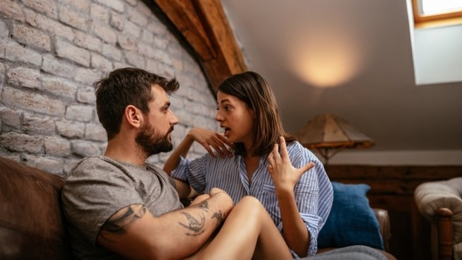 Любовта и взаимоотношенията изглеждат доста лесни в началото Но колкото повече