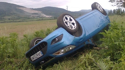 Мъж от Враца лежи в болница след като се преобърна