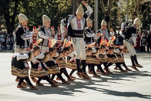 Община Монтана кани на празнично Великденско хоро на 12 април