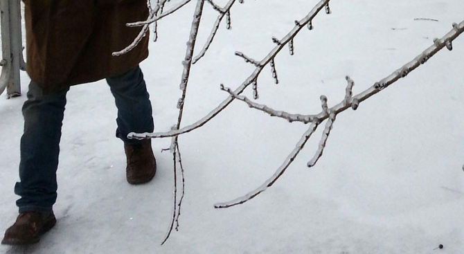 Около 1400 души са пострадали заради лошото време Това показва