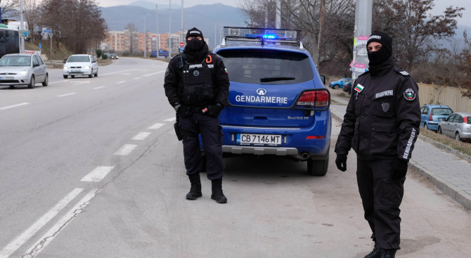 С полицейско присъствие ще бъдат обезпечени обществените места около храмовете