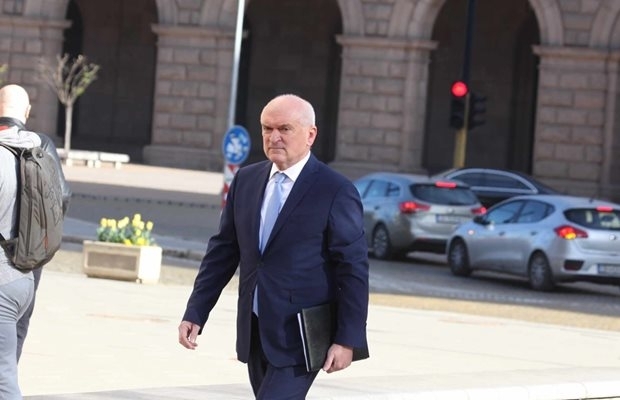 Димитър Главчев: Компромиси няма, но най-трудно реших за Калин Стоянов