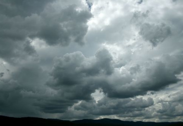 Днес въздушната маса ще се задържи неустойчива Ще има и разкъсвания