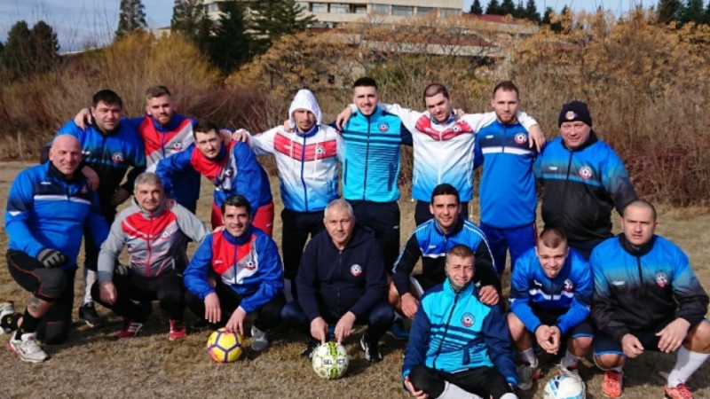 Милен Младенов ще играе през пролетта за шампиона на четвърта