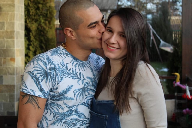 Таня и Ивайло Христови от Враца празнуват раждането на внучка