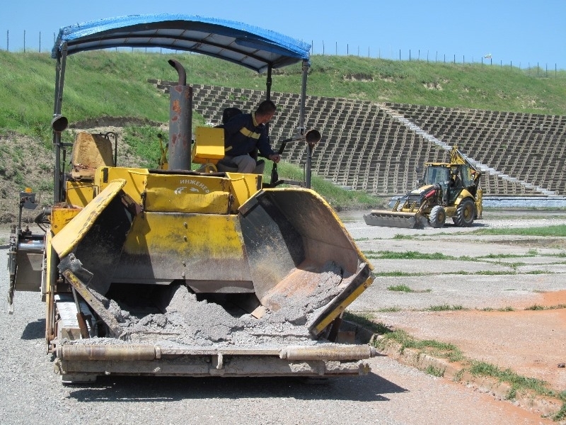 Стартира основният ремонт на спортната зала продължава обновяването и на