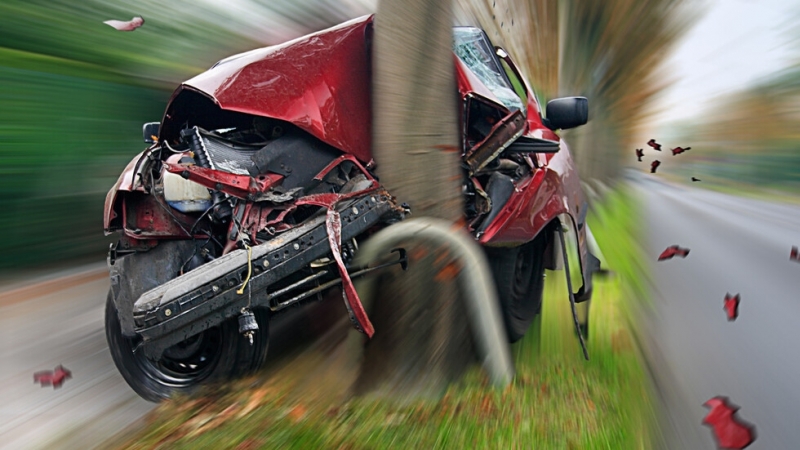 Мъж на 20 години е загинал при тежко пътнотранспортно произшествие