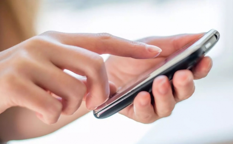 Мобилният телефон на врачанка е бил откраднат от общински стол