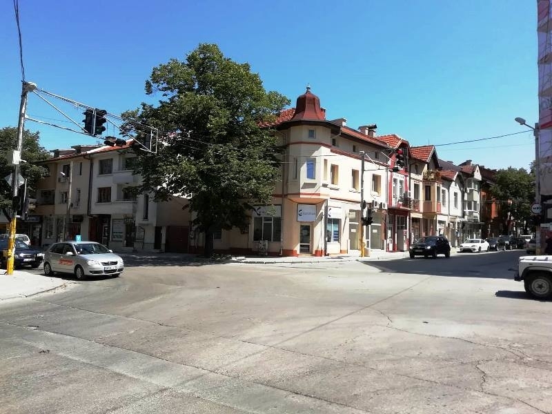 Във връзка с извършване на строително монтажни работи част от проект