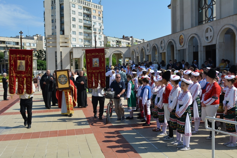 Празникът на Монтана в който всички православни християни честват Светия
