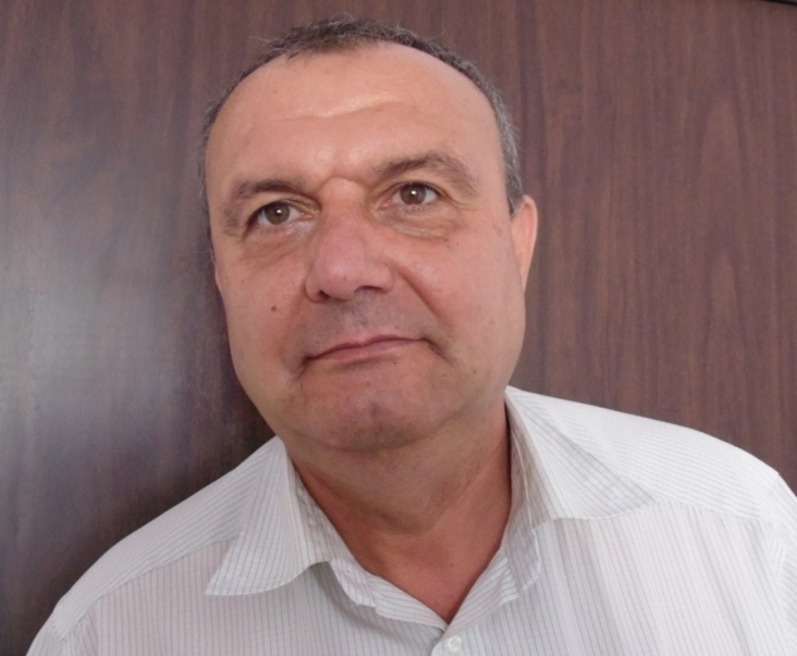 Шефът на общинското предприятие Обредни дейности във Враца Илиян Нисторов