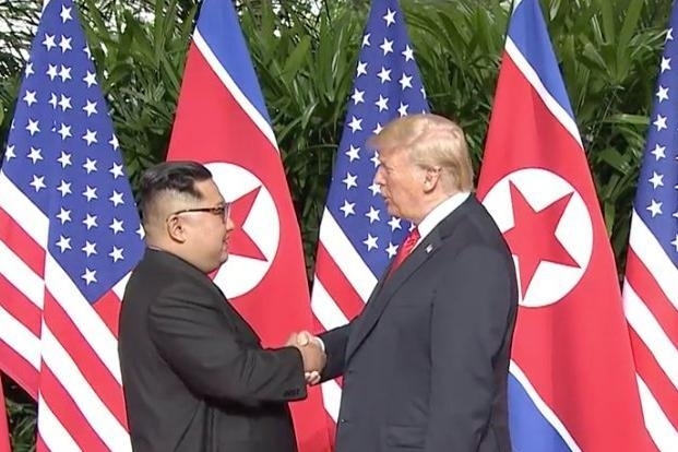 Американският президент Доналд Тръмп и севернокорейският лидер Ким Чен ун се