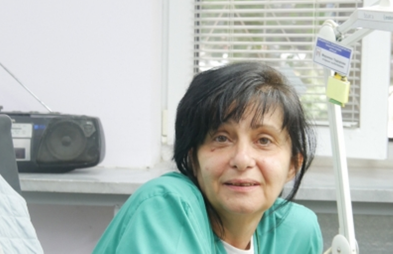 Решено! Марияна Тодорова остава управител на лабораторията за зъбни протези във Враца /снимки/