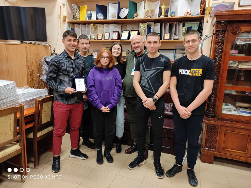 Традиционните годишни награди Учител будител посветени на Деня на народните будители