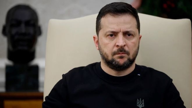 Зеленски обвини Запада, че доставя оръжие на Русия