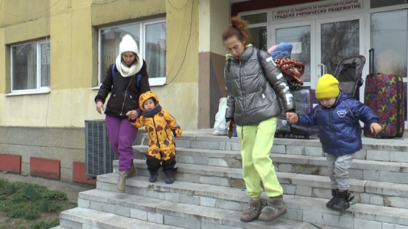 343 бежанци от Украйна са получили регистрационни карти за временна