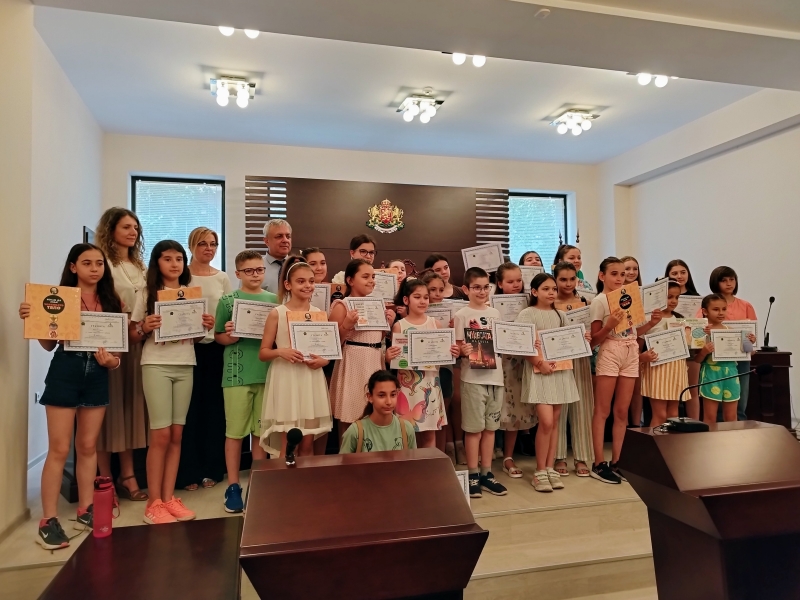 Административен съд Видин Окръжен съд Видин Районен съд Кула и Районен съд Белоградчик наградиха 50