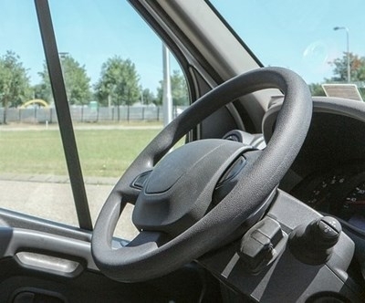 Двама водачи извършвали неrегламентиран превоз са задържани при съвместна проверка