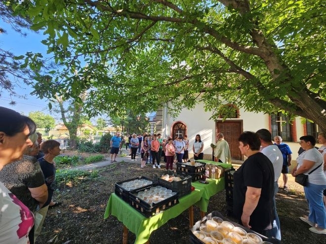 Днес православната църква почита паметта на братята св св Петър