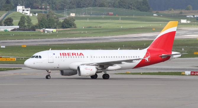 73 полета бяха отменени днес заради стачка на наземния персонал