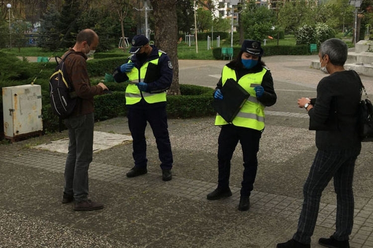 Двама от Монтанско са нарушили наложената им домашна карантина съобщиха