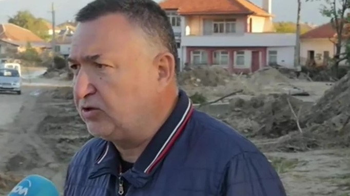 По предварителни данни щетите от наводненията в трите най засегнати места