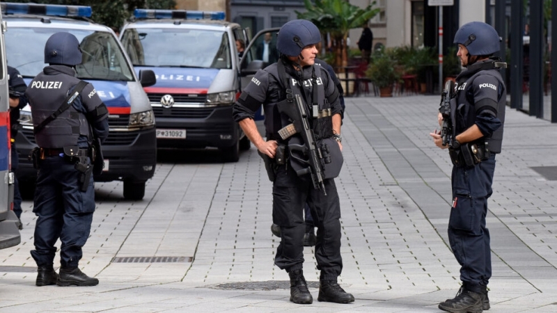 Арестуваха мъж във връзка с атентата от 2 ноември във