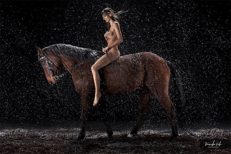 Бившата биатлонистка и настоящ фотограф от Полша Доминика Цуда направи