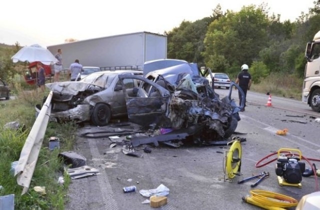 През изминалото денонощие на територията на страната са станали 21