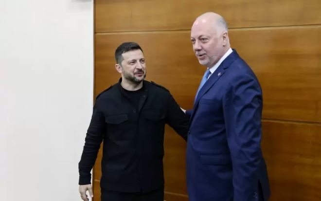 Зеленски покани премиера Желязков на лидерска среща