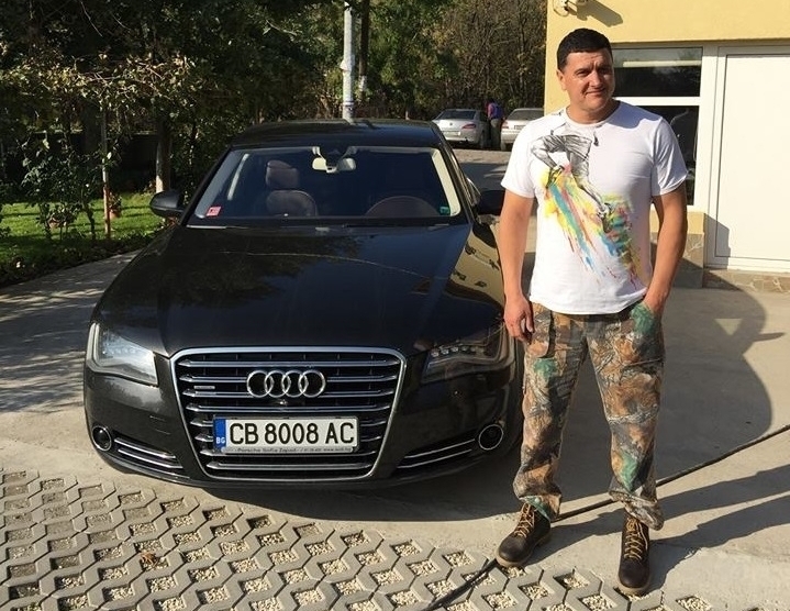 Кметът на община Оряхово Росен Добрев извади голямата секира и