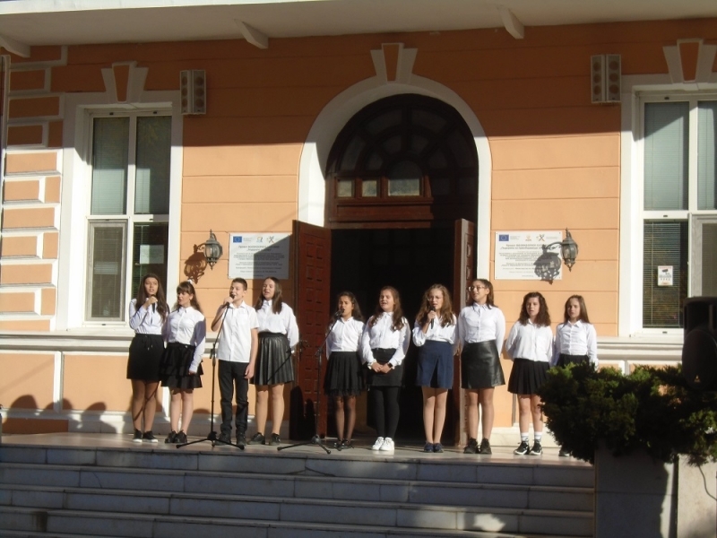 Първи ноември е ден в който се прекланяме с почит