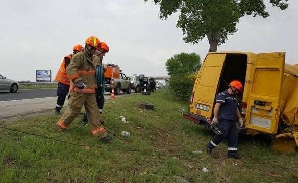 Врачанин е катастрофирал в дърво в Монтанско съобщиха от пресцентъра