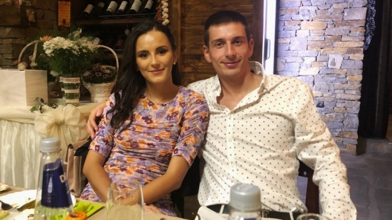 Волейболист на "Монтана" предложи брак на любимата си /снимки/