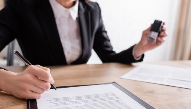 От днес: Всички продавачи ще бъдат проверявани от нотариусите дали не ...