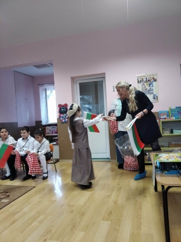 Отбелязаха 3 март в детската градина в Малорад /снимки/