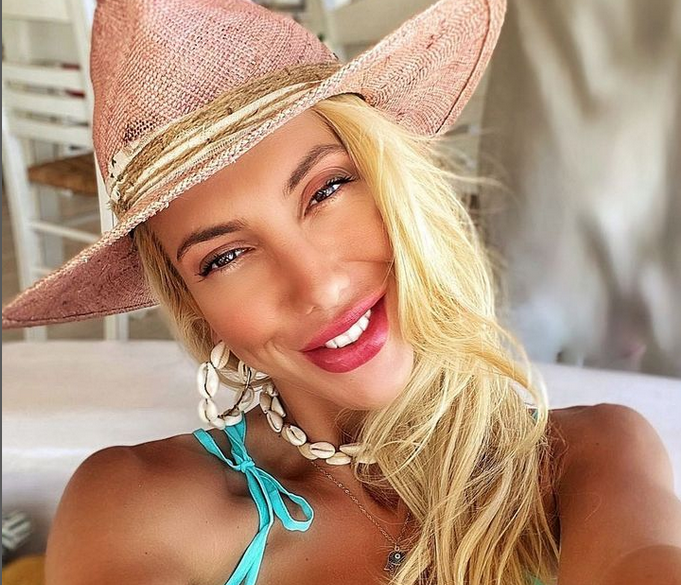 Магдалена Томова е от град Варна но живее в София