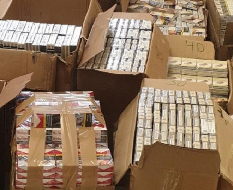 Митничари конфискуваха 178 800 къса цигари и 178 литра алкохол