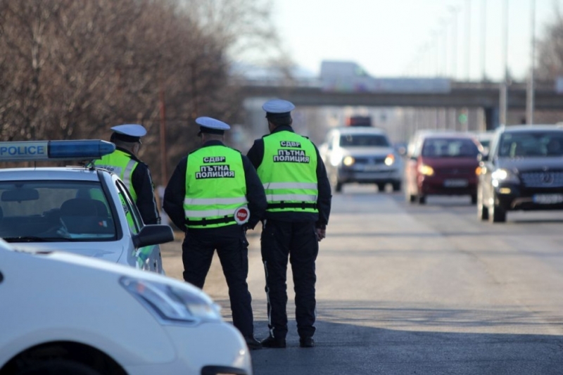 На 27 април в 22 30 часа в Бели Извор автопатрул