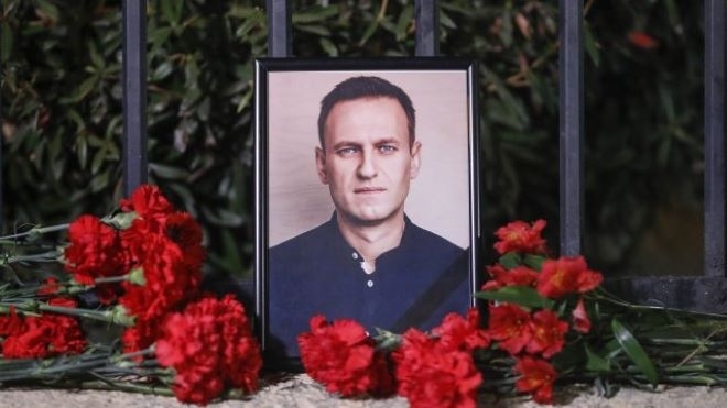 Два дни след смъртта на Алексей Навални близките му продължават
