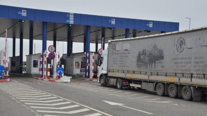 Предприети са действия за облекчаване на тежкотоварния трафик през Дунав
